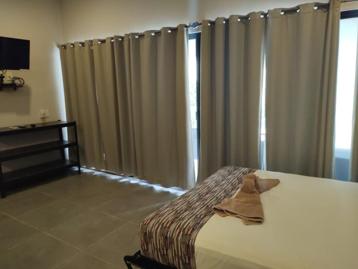 Hotel Playa Azul ซายูลิตา ภายนอก รูปภาพ