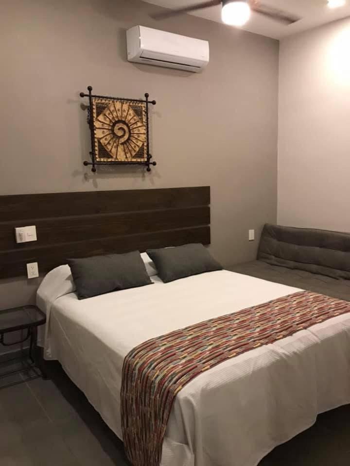 Hotel Playa Azul ซายูลิตา ภายนอก รูปภาพ