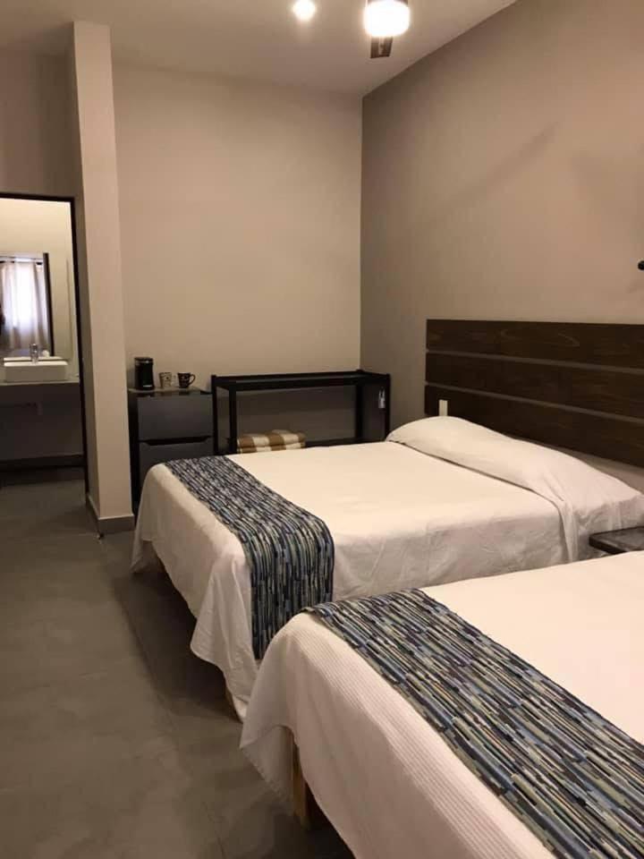 Hotel Playa Azul ซายูลิตา ภายนอก รูปภาพ