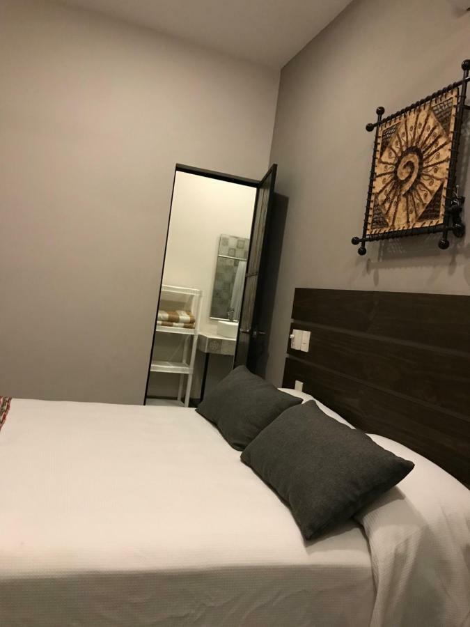 Hotel Playa Azul ซายูลิตา ภายนอก รูปภาพ
